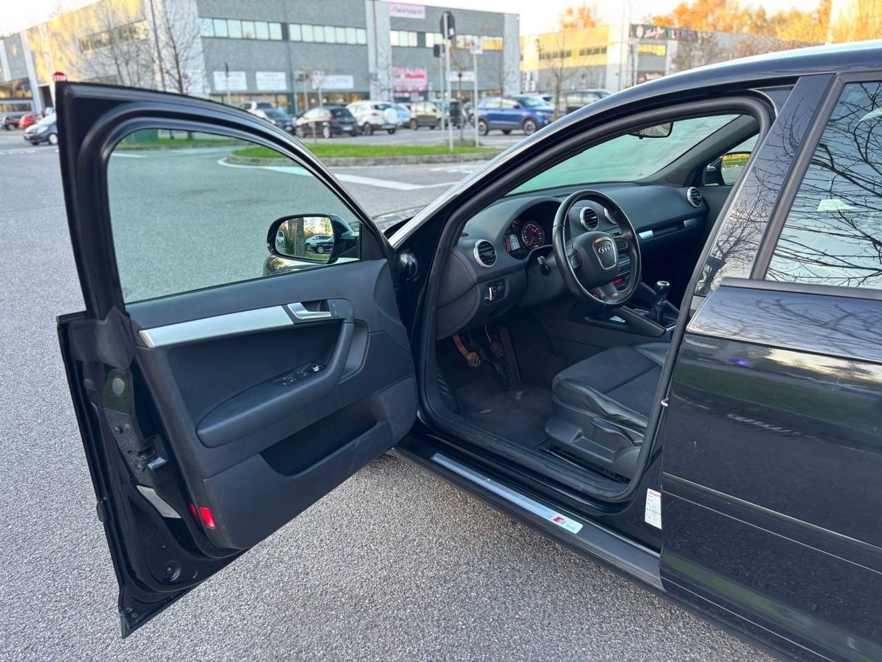 Audi A3 SPB 1.4 16V TFSI S-LINE