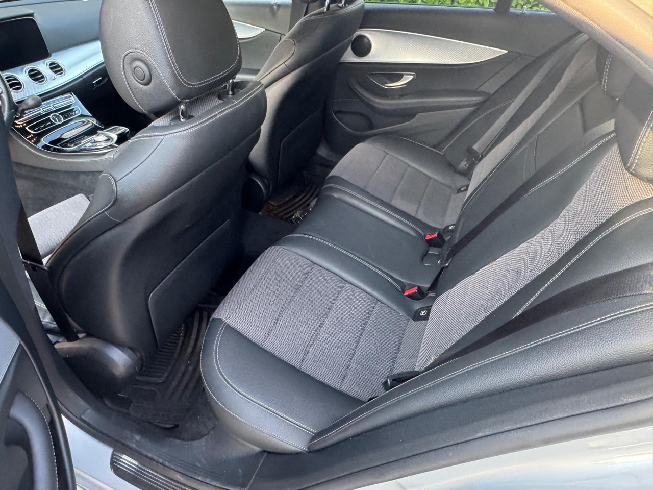 Mercedes-benz E 220 d Auto Premium Plus