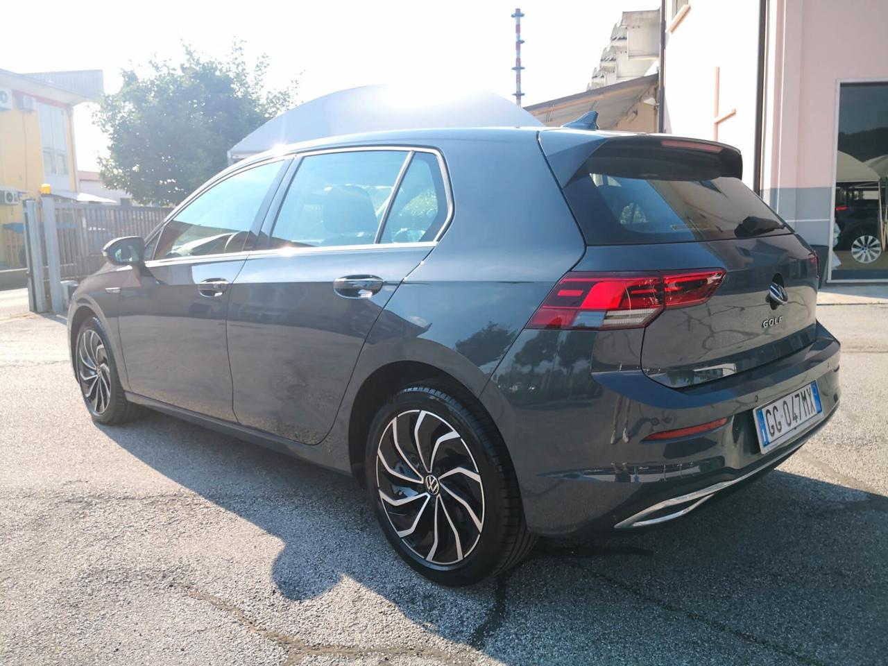 Volkswagen Golf 2.0 TDI 115CV Style **TELECAMERA**FULL LED**CAR PLAY**