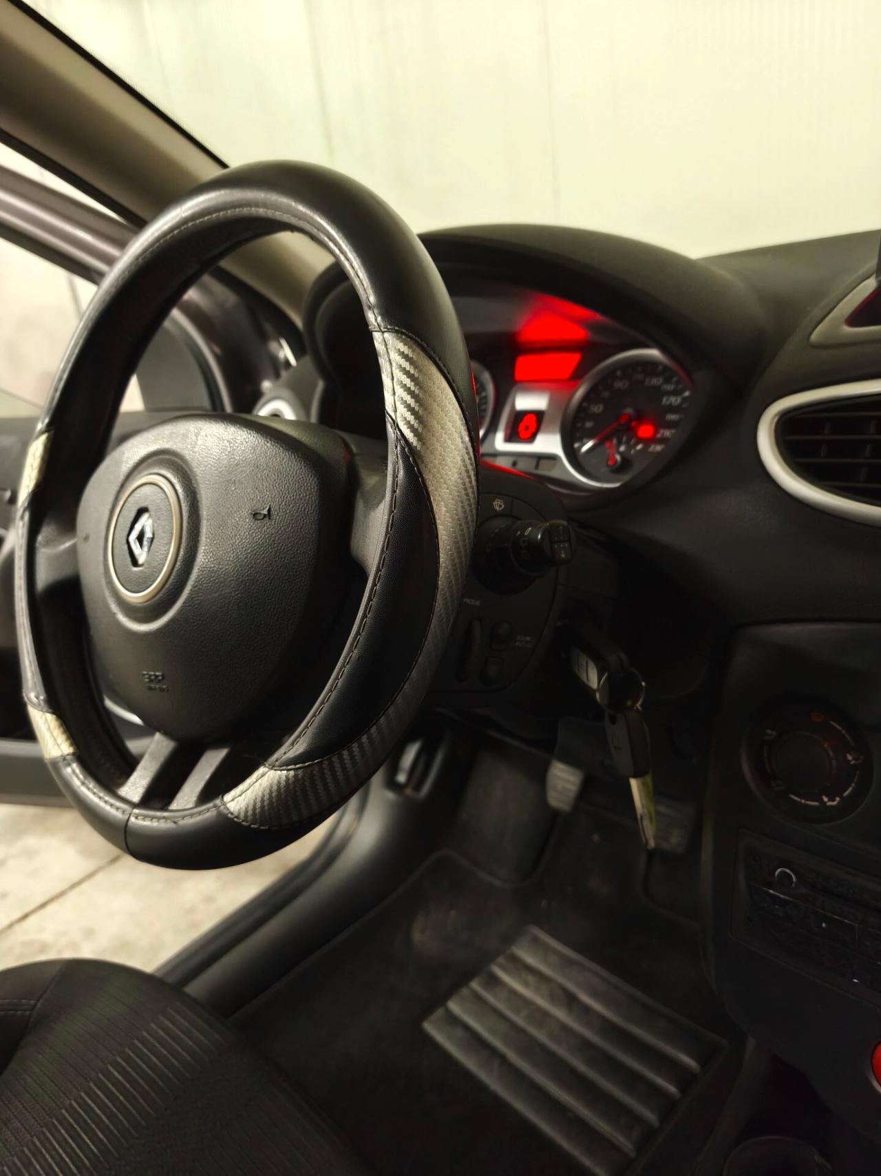 Renault Clio 1.2 16V 5 porte GPL Dynamique