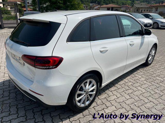 MERCEDES-BENZ B 180 d Automatic Premium