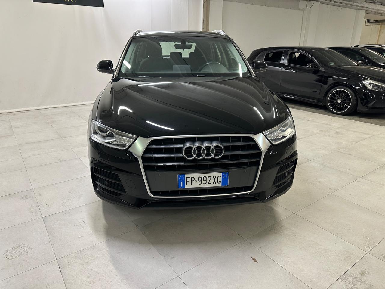 Audi Q3 2.0 TDI 120 CV S tronic Business