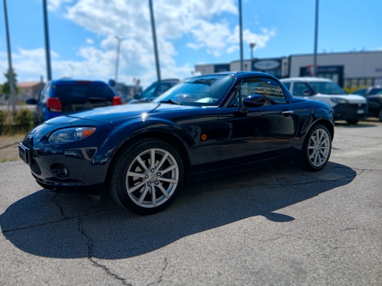 Mazda MX-5 Roadster 2.0L 16V