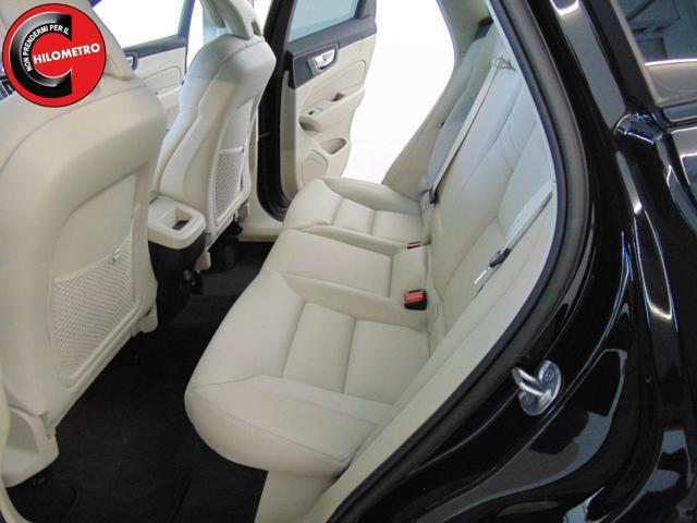VOLVO XC60 XC60 2.0 b4 Plus Dark auto N1 AUTOCARRO