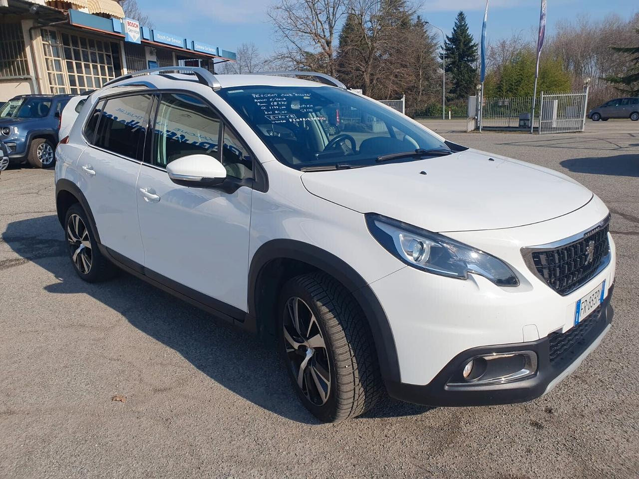 Peugeot 2008 PureTech Turbo 110 S&S Allure