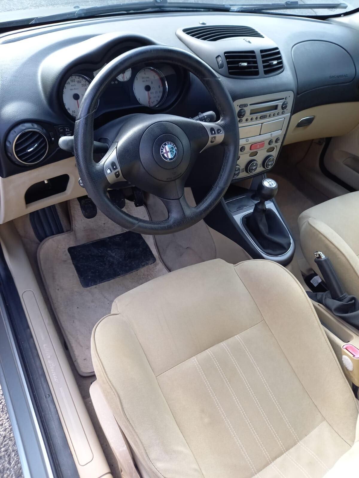 Alfa Romeo 147 1.9 JTDm 120cv UNIPRO Book Service