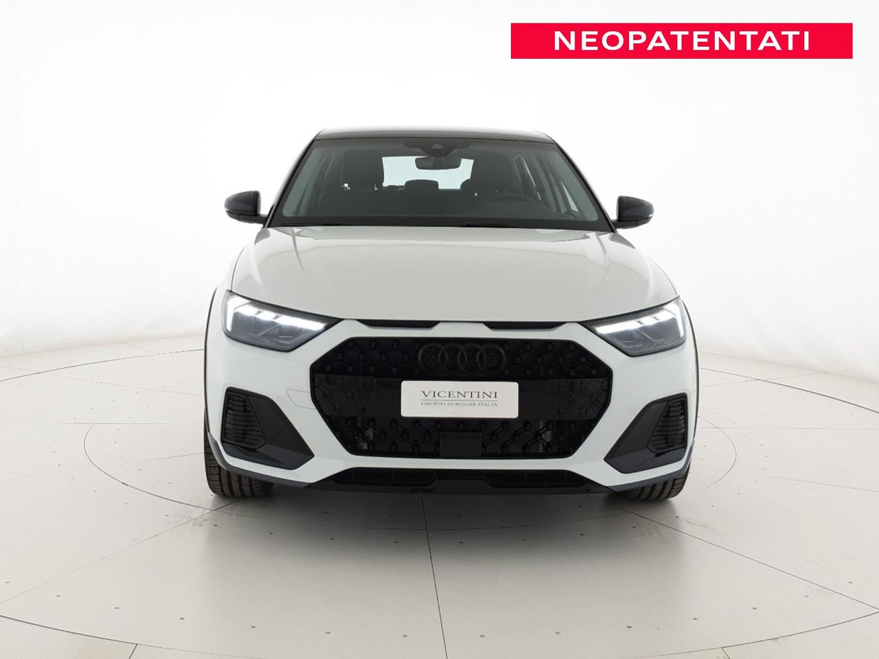 Allstreet 30TFSI 116CV S tronic Identity Contrast