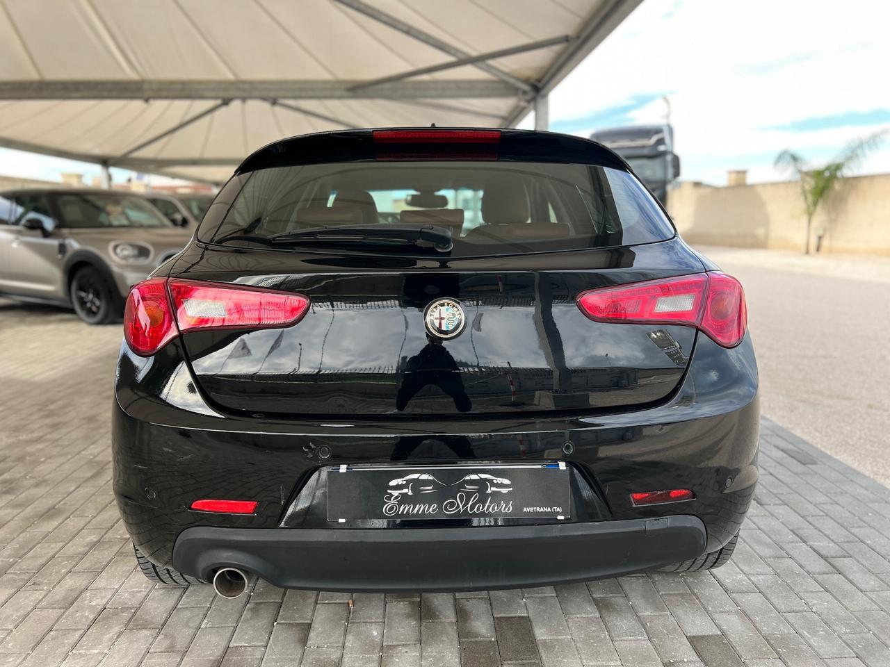 Alfa Romeo Giulietta 1.6 JTDm-2 105 CV Exclusive