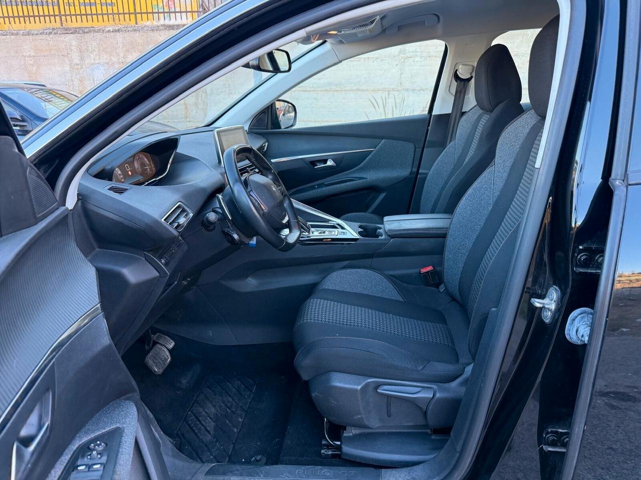Peugeot 3008 BlueHDi 130 S&S EAT8 Active 2020