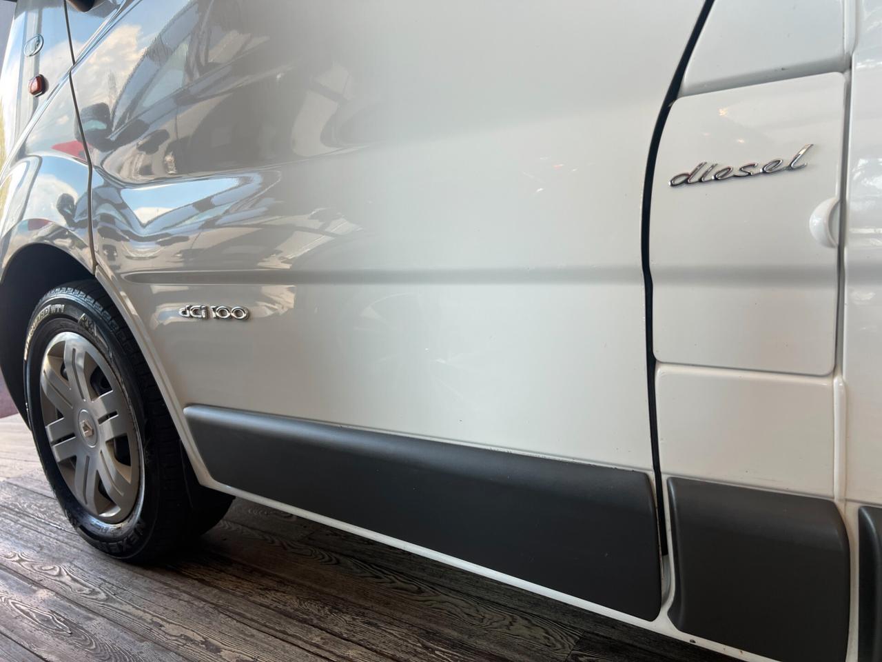 RENAULT TRAFIC 1.9 Dci / UNICO PROPRIETARIO
