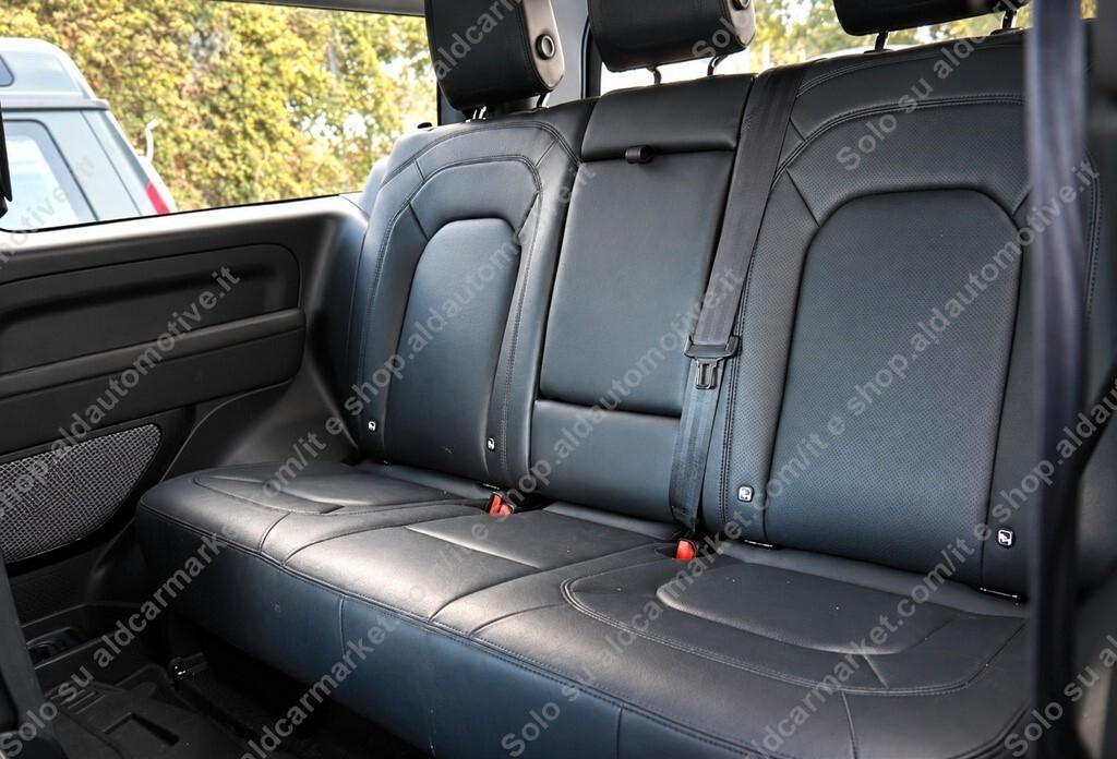 Land Rover Defender 90 3.0D I6 200 CV AWD Auto SE