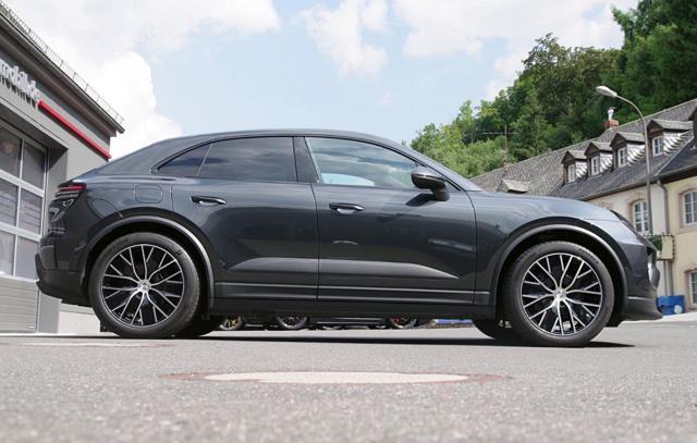 PORSCHE Macan Ev 265KW (360HP)
