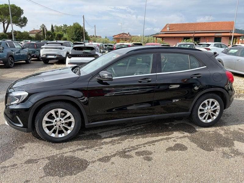 Mercedes-Benz GLA 180 d Business