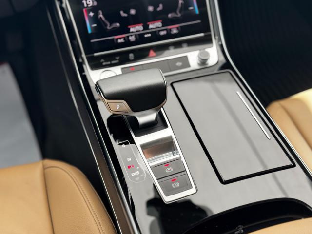 AUDI A8 50 TDI 286cv MHEV Quattro - Solo 25.400 km