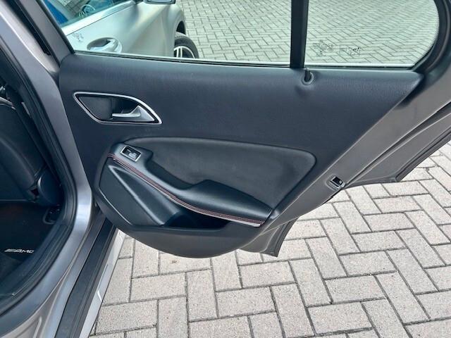 Mercedes-benz GLA 250 Automatic 4Matic Premium