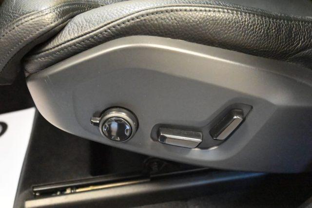 VOLVO XC60 2.0 B4 INSCRIPTION AWD AUTO TETTO 20"CAM STRAFULL!