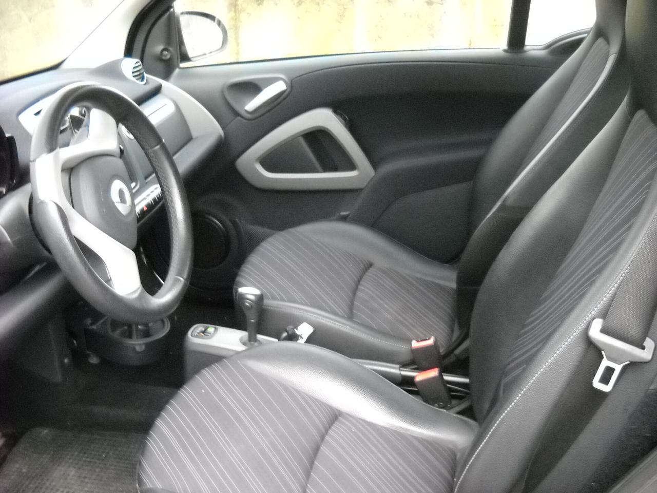 Smart ForTwo 1000 52 kW MHD coupé passion