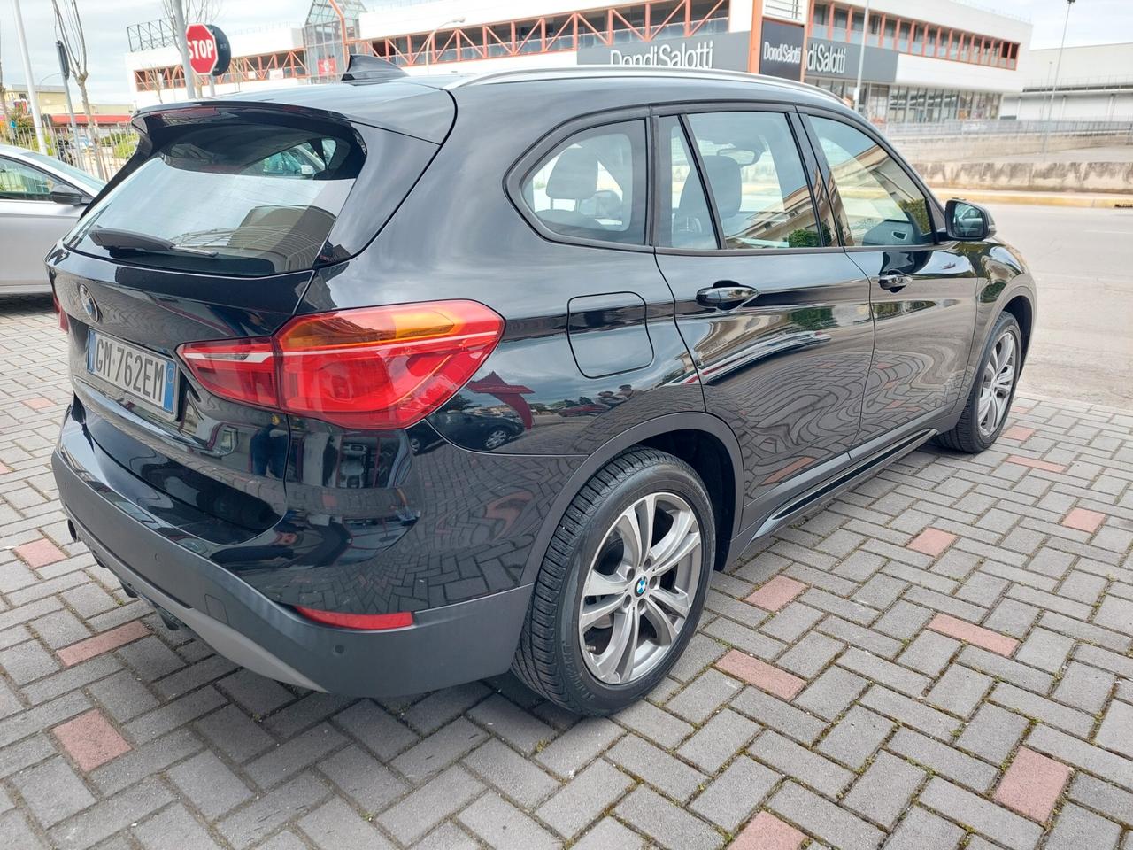 Bmw X1 xDrive20d Sport NAVI LED TETTOPANORAMICO