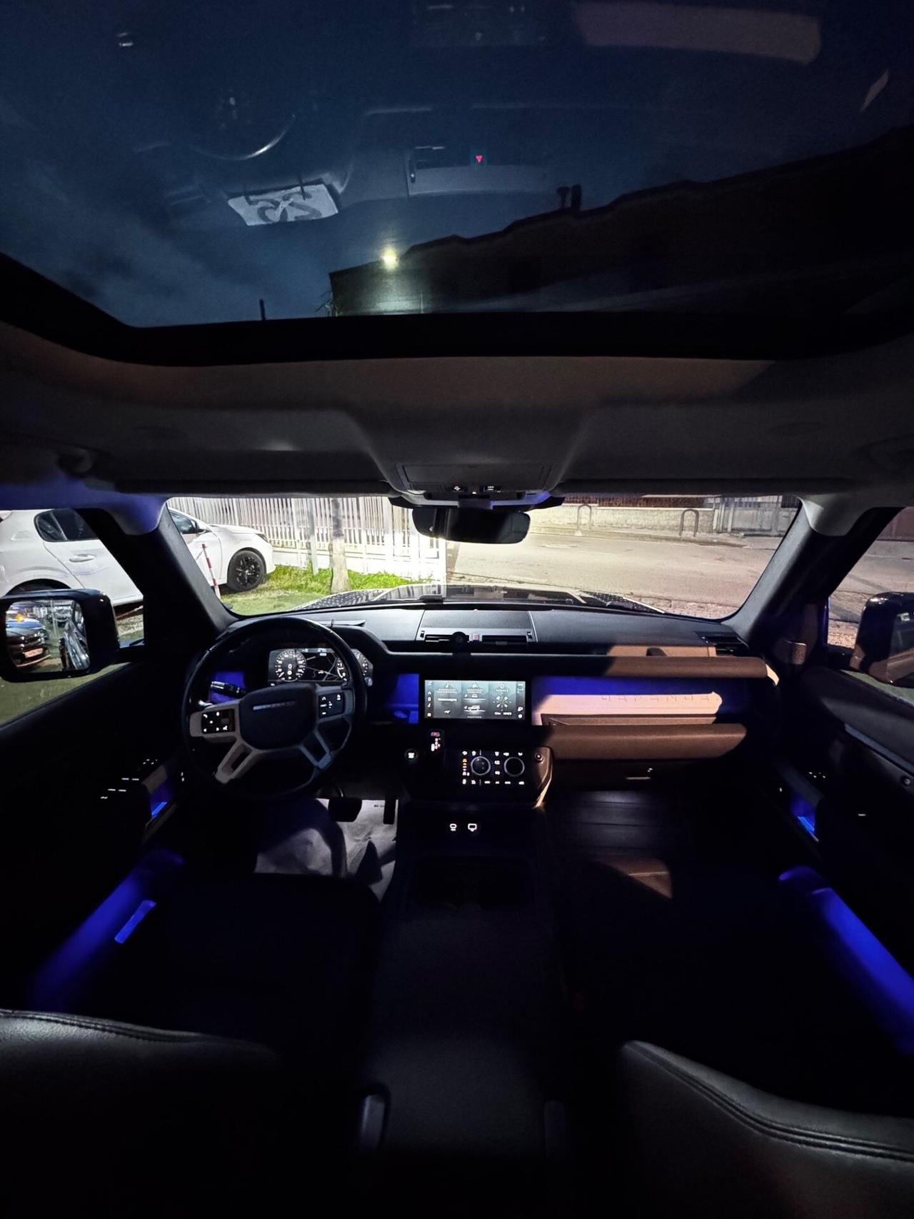 Land Rover Defender 110 3.0D I6 200 CV AWD Auto X-Dynamic+Tetto