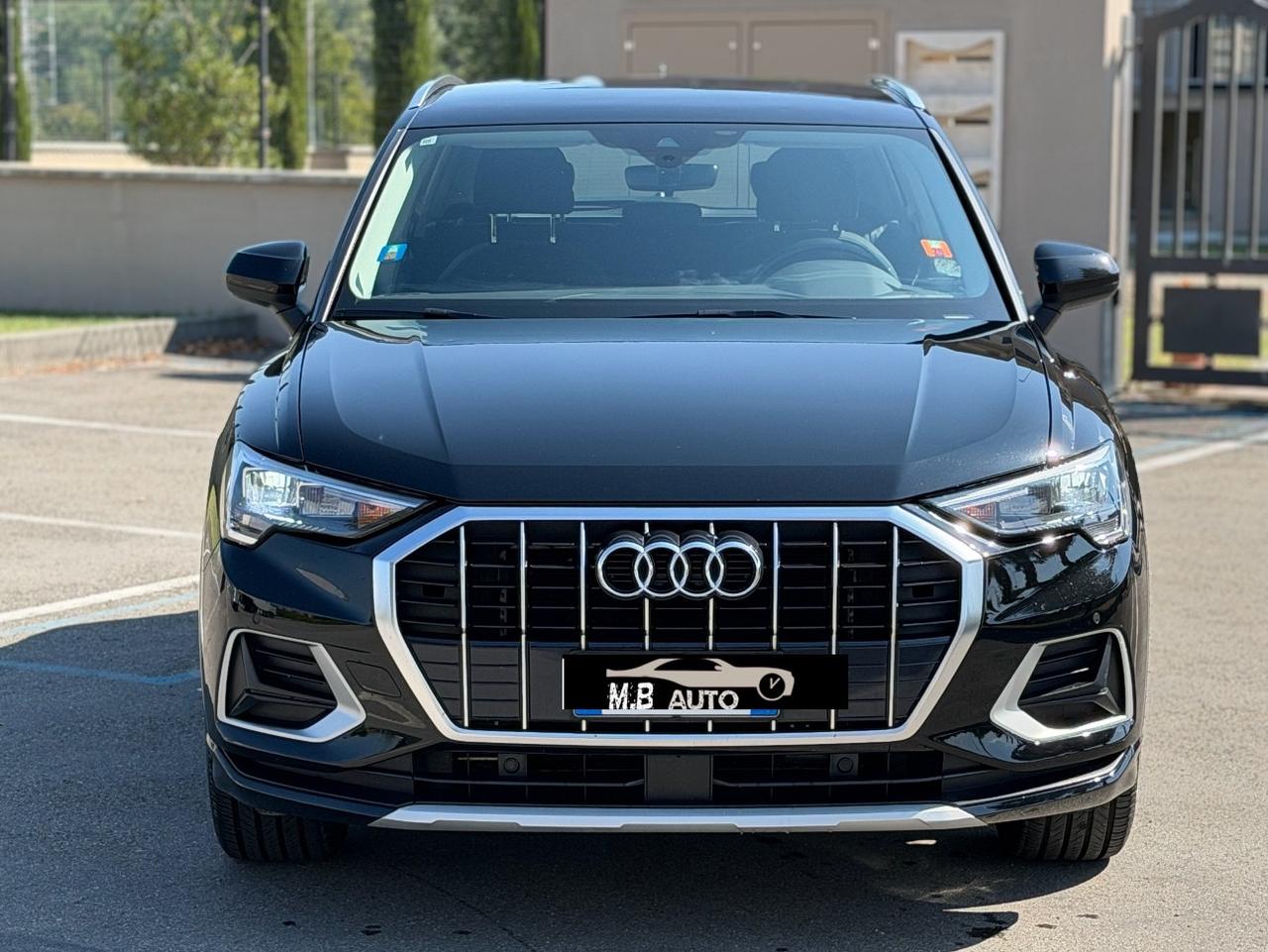 Audi Q3 2.0 TDI 150 CV S tronic line Edition