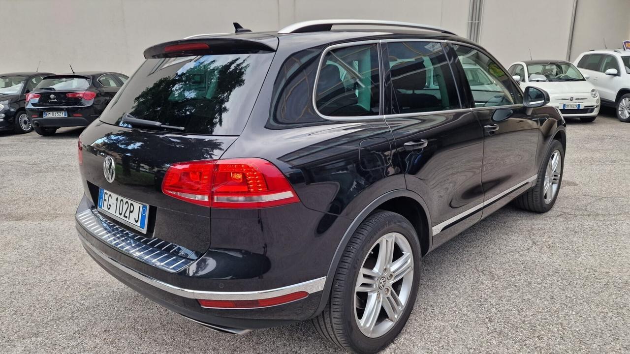 Volkswagen Touareg 3.0 TDI 204 CV tiptronic BlueMo