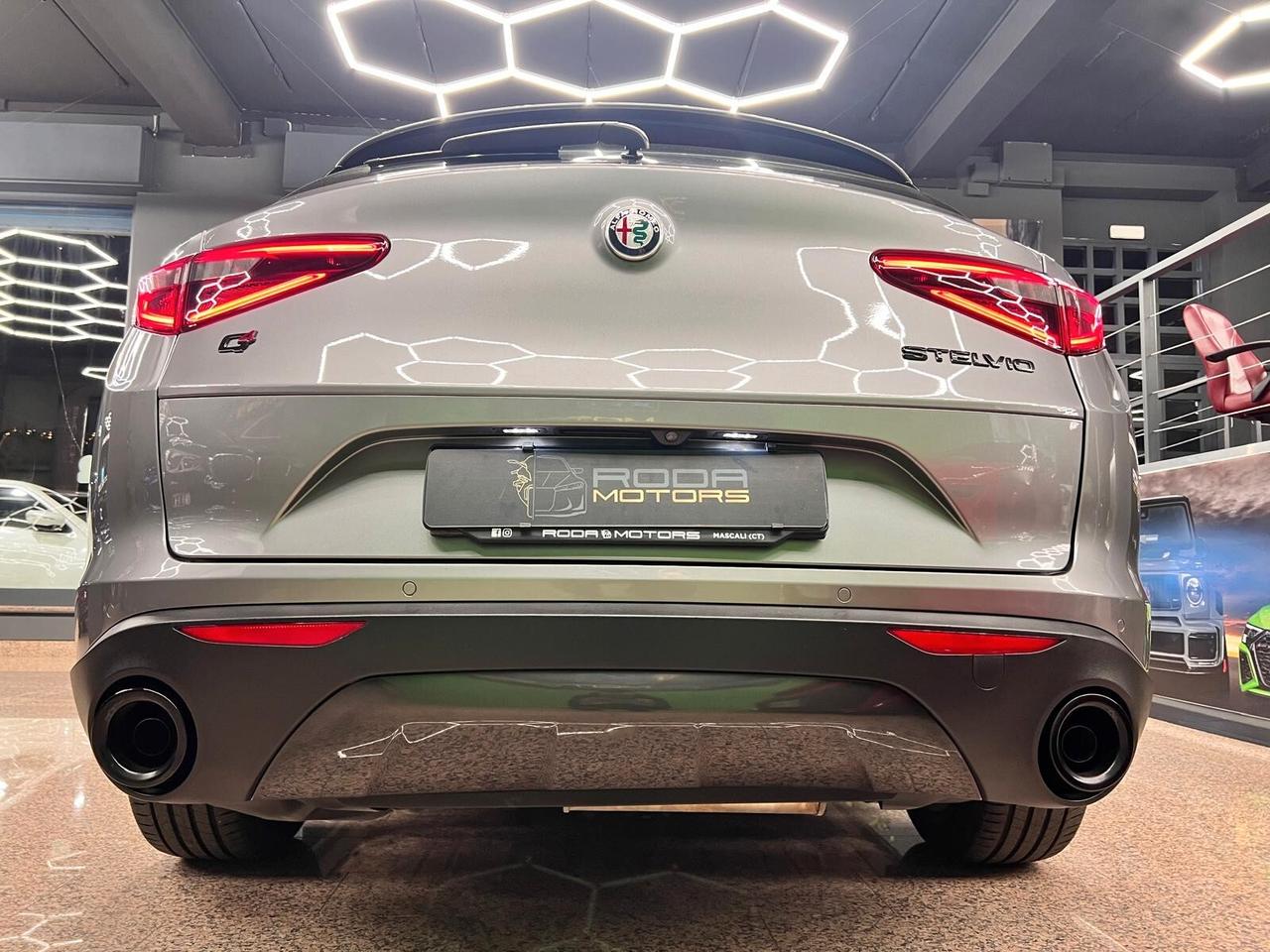 Alfa Romeo Stelvio 2.2 Turbodiesel 190 CV AT8 RWD Sprint