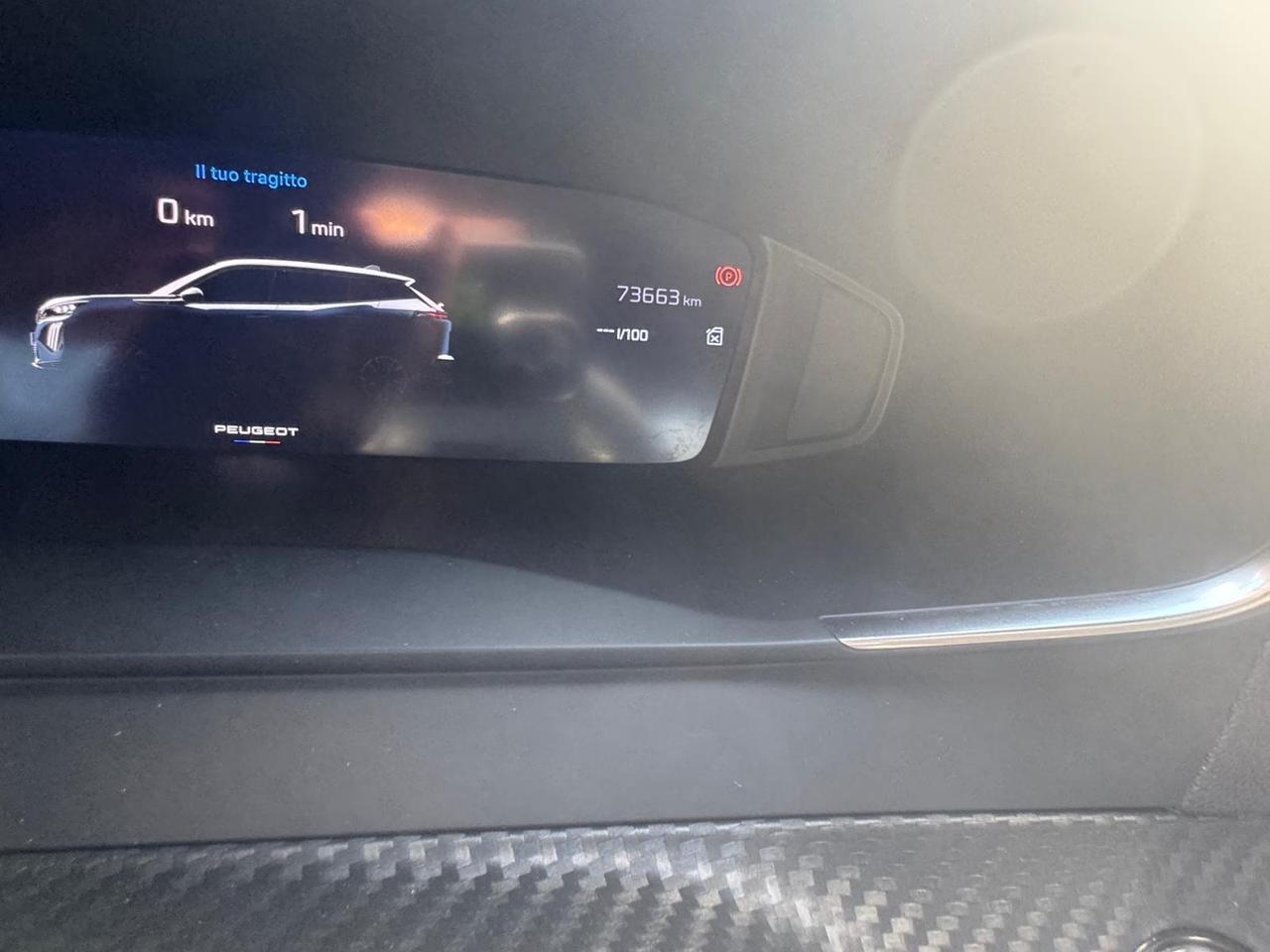 Peugeot 2008 BlueHDi 130 S&S EAT8 Allure