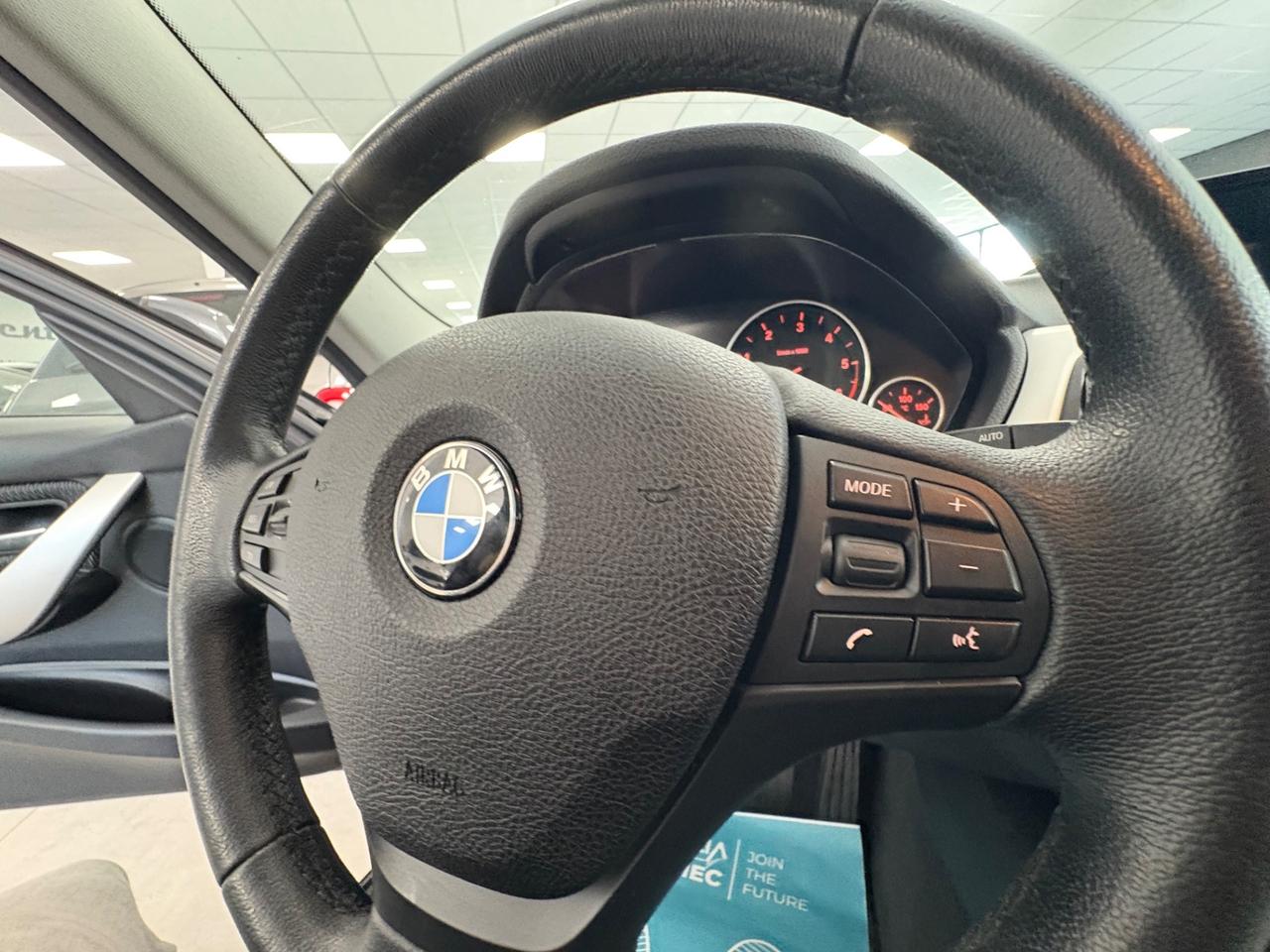 Bmw 320 320d xDrive Touring Sport