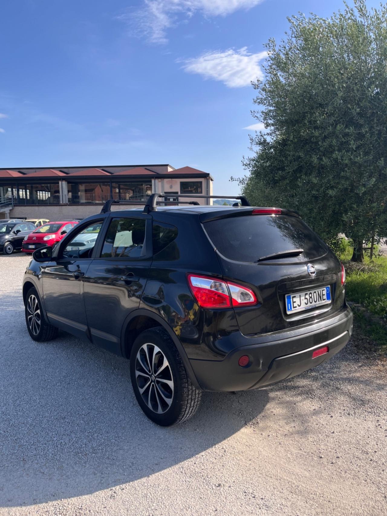 Nissan Qashqai 2.0 dCi Tekna 2012