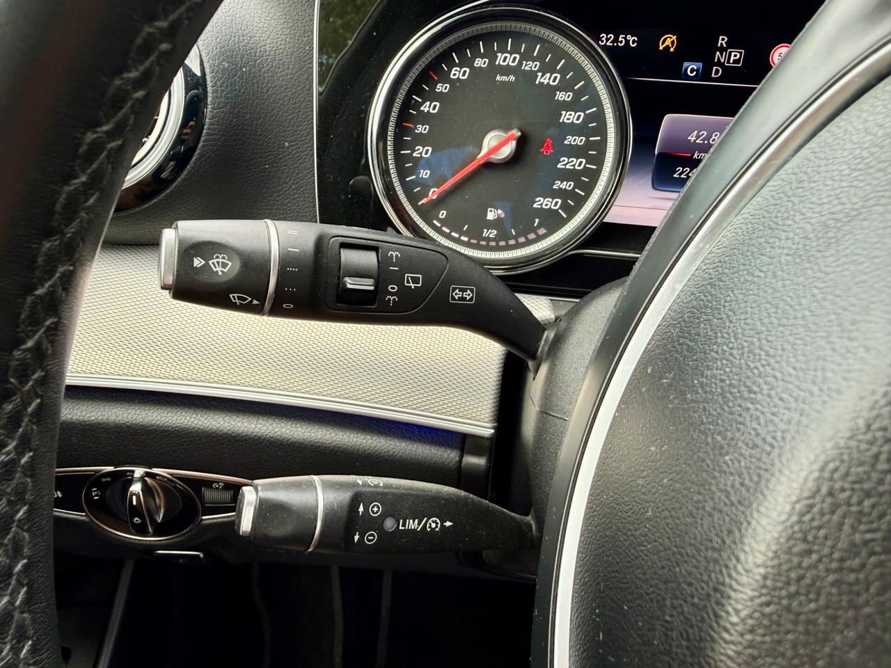 Mercedes-Benz E 220 d SW Business Sport 4matic auto 194cv