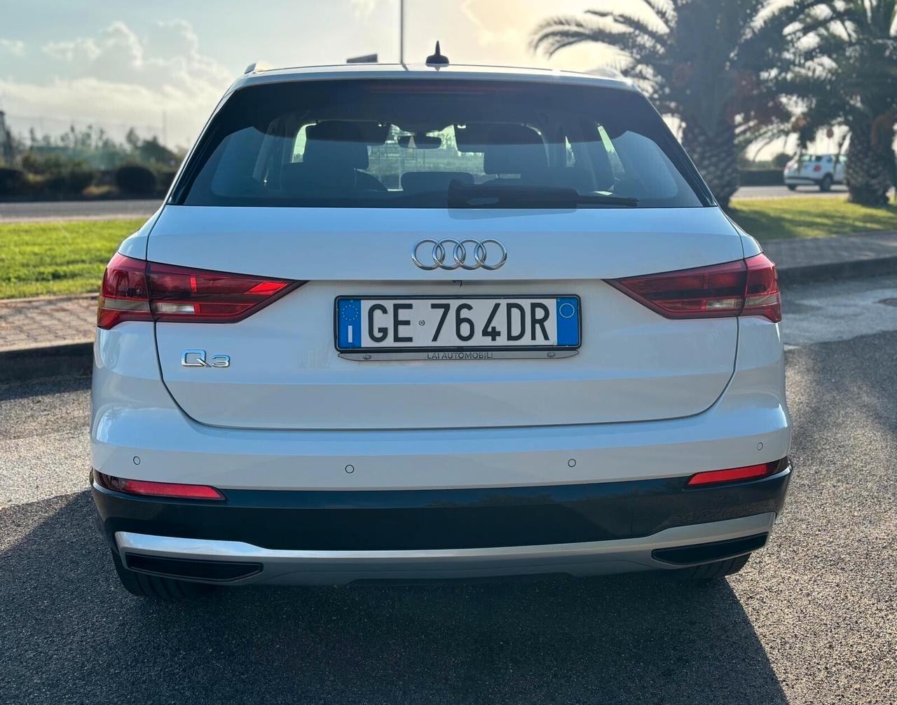 Audi Q3 35 TDI S tronic Business Advanced
