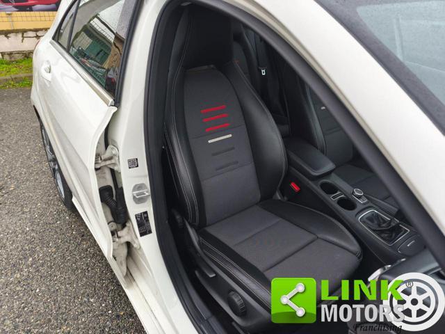 MERCEDES-BENZ A 180 d Premium