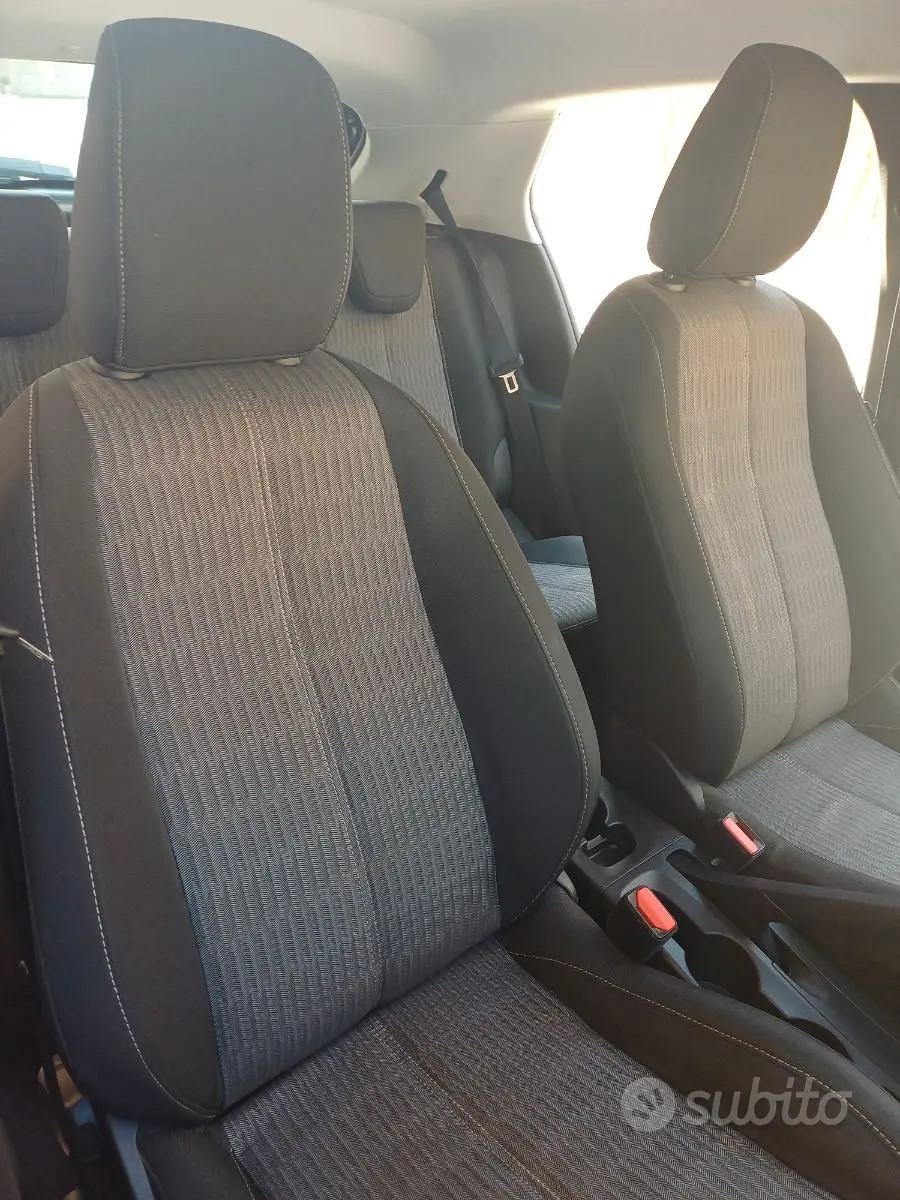 Opel corsa 1.2 Benz.Cv 75 Edition