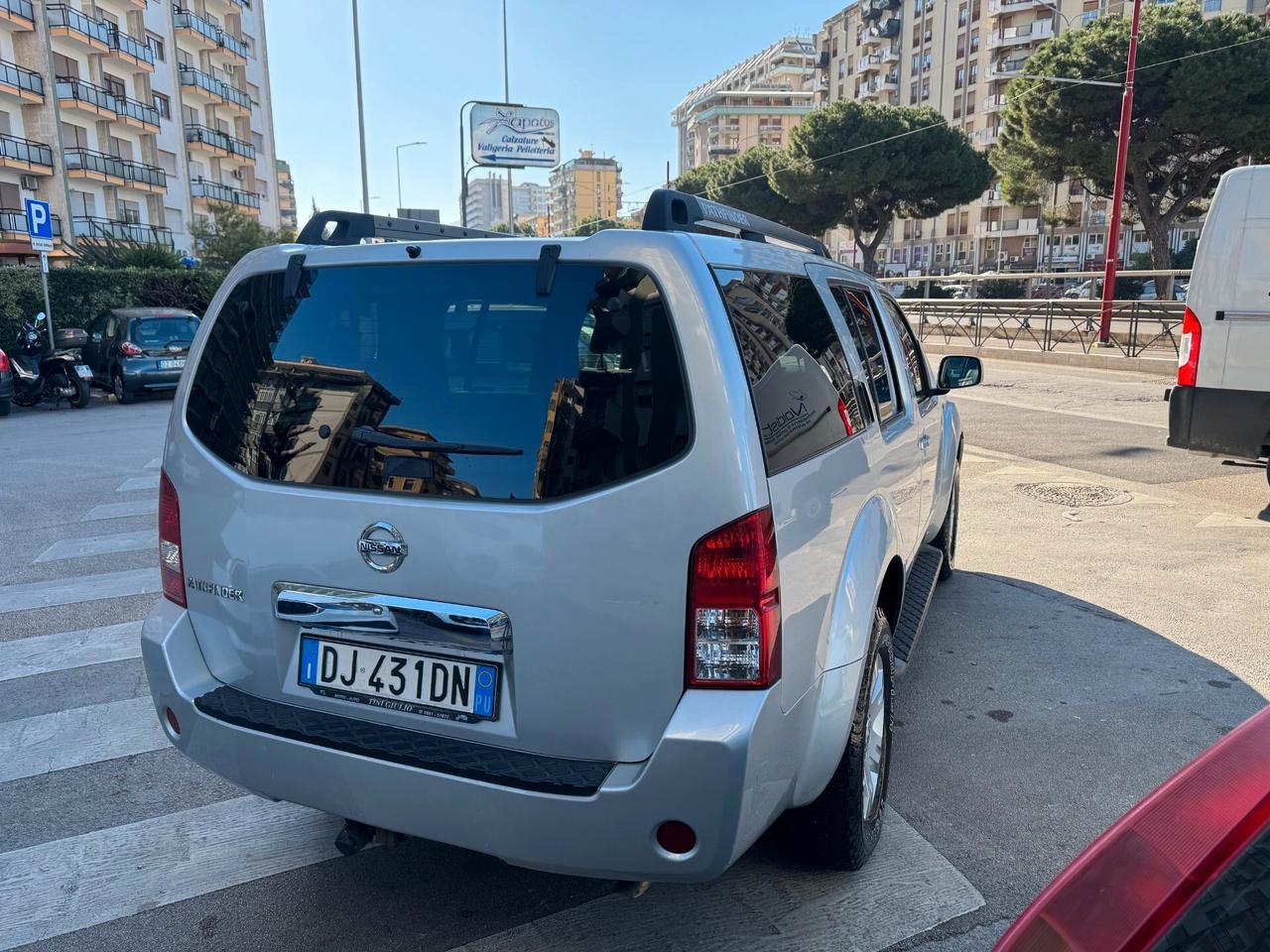 Nissan Pathfinder 2.5 td 170cv 4x4