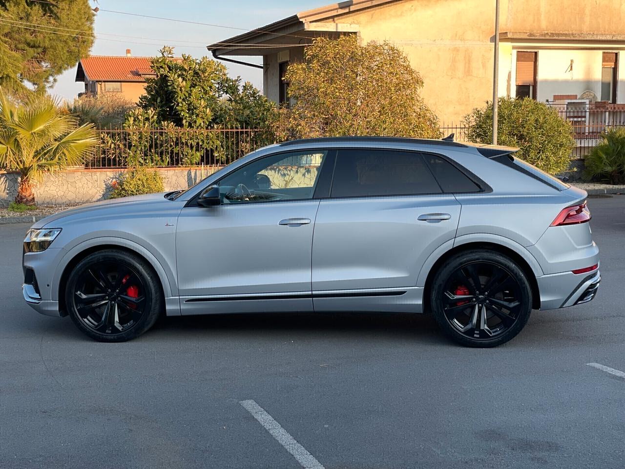 Audi Q8 50 TDI 286 CV quattro tiptronic