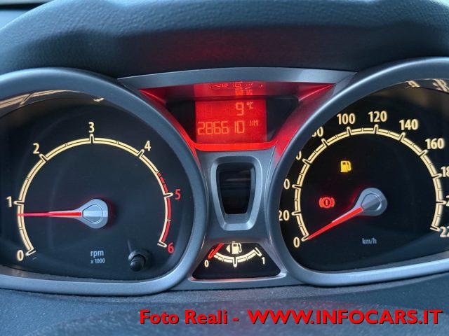 FORD Fiesta + 1.4 TDCi 70CV 5 porte