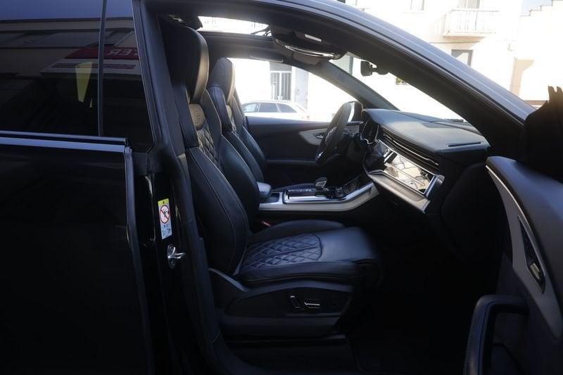 Audi Q8 55 TFSI 250kW quattro tiptronic Sport Tetto Panoramico Unicoproprietario