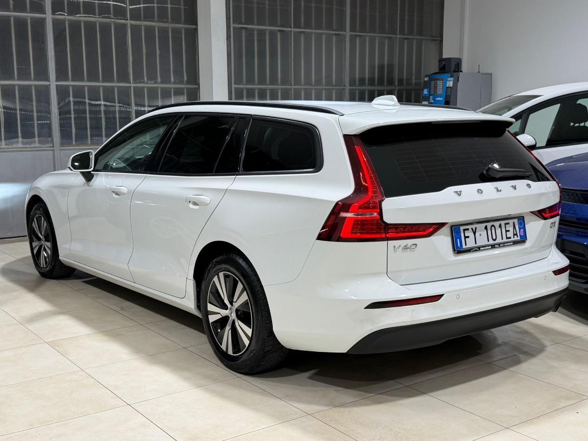 VOLVO - V60 - D3 Geartronic R-design