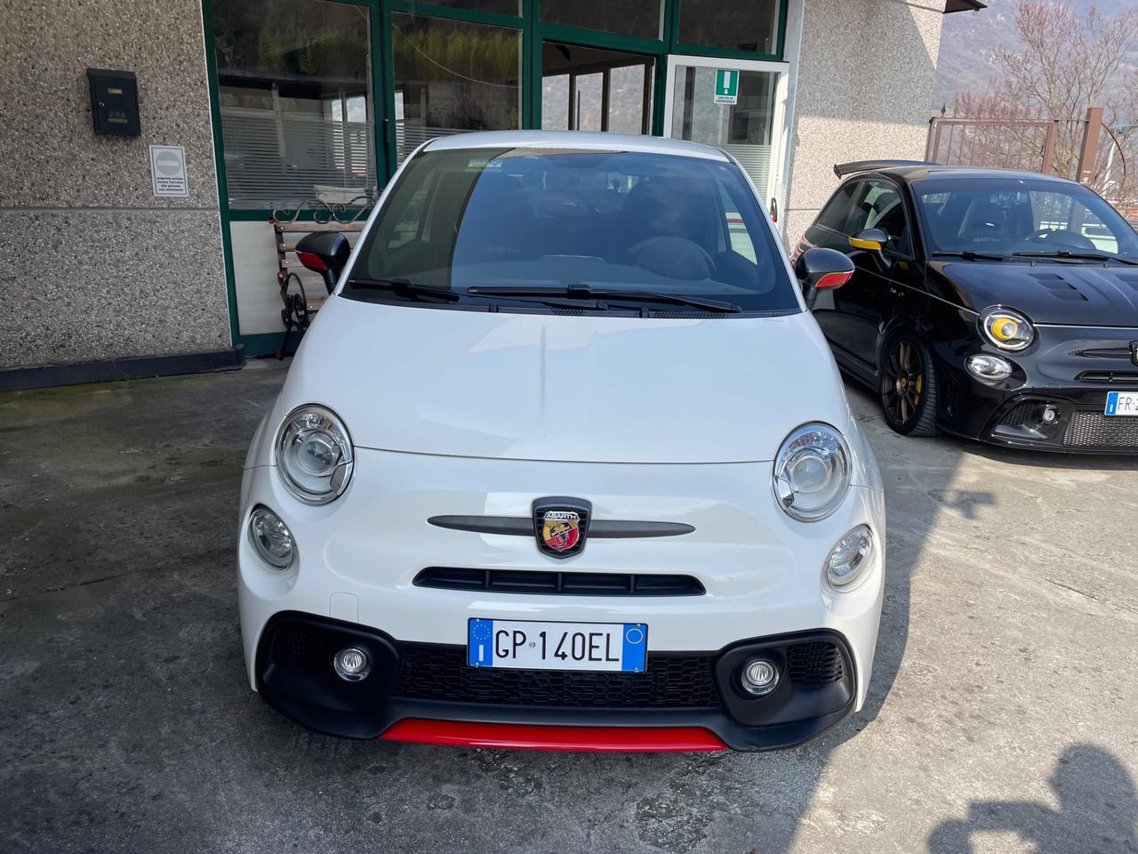 Abarth 595 1.4 Turbo T-Jet 180 CV Competizione