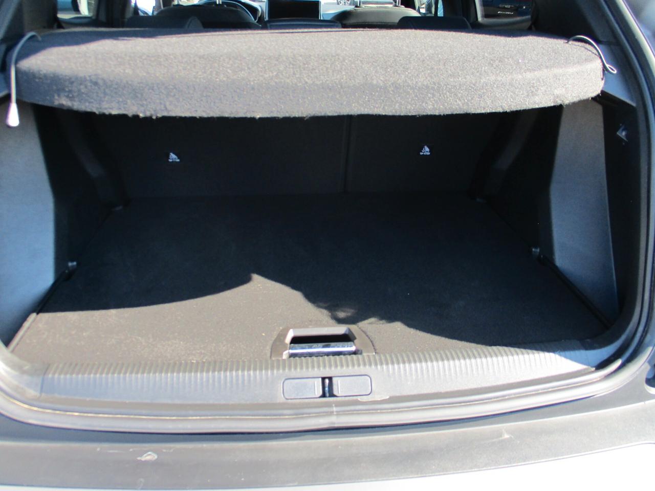 Peugeot 2008 PureTech 100 S&S Allure