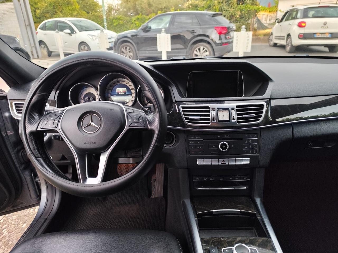 MERCEDES Classe E (W/S212) E 220 BlueTEC S.W....