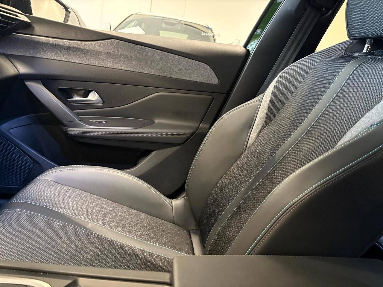 Peugeot 308 ALLURE PureTech Turbo 130 6mt SPOTICAR