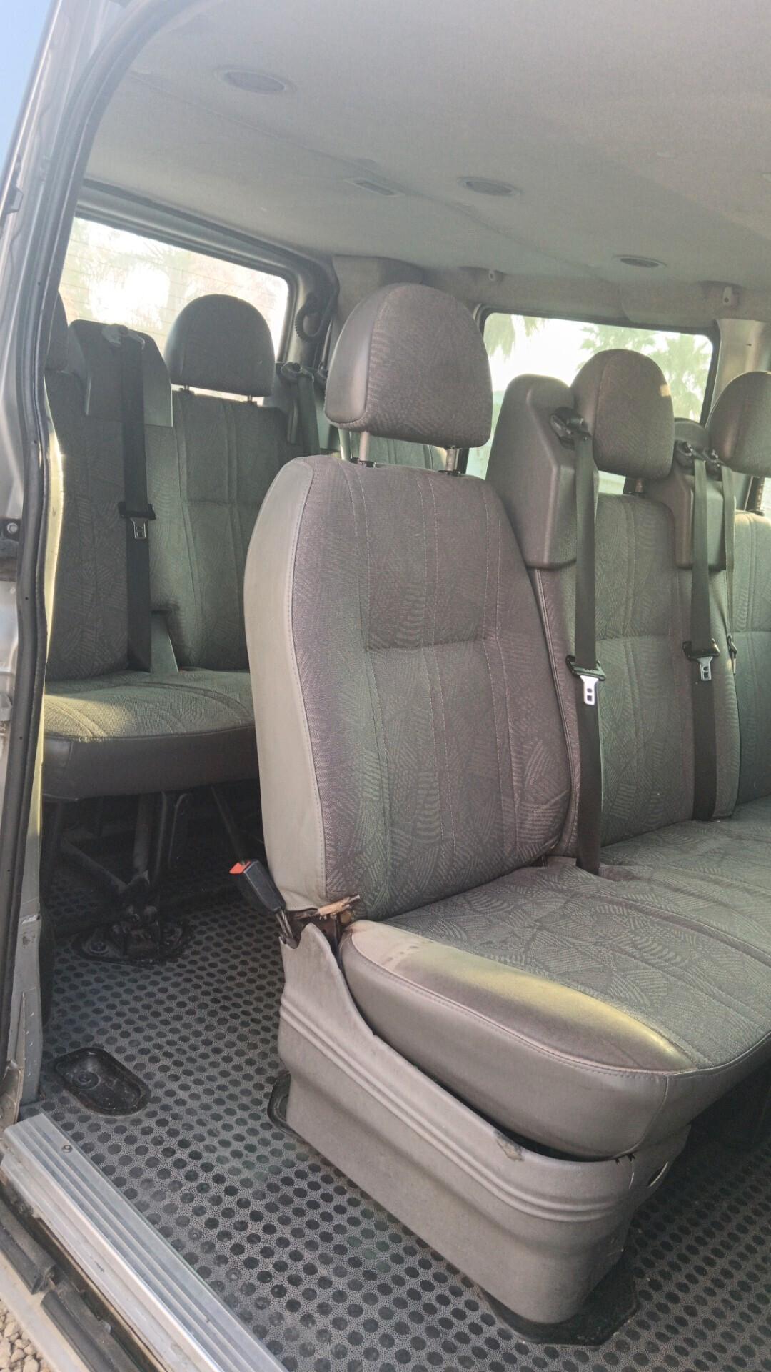 Bellissimo Ford transiti 9 Posti