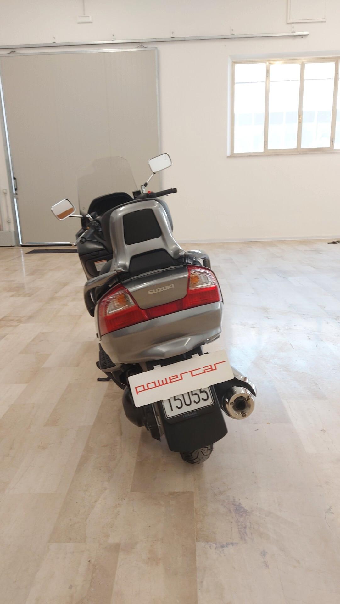 Suzuki Burgman 400