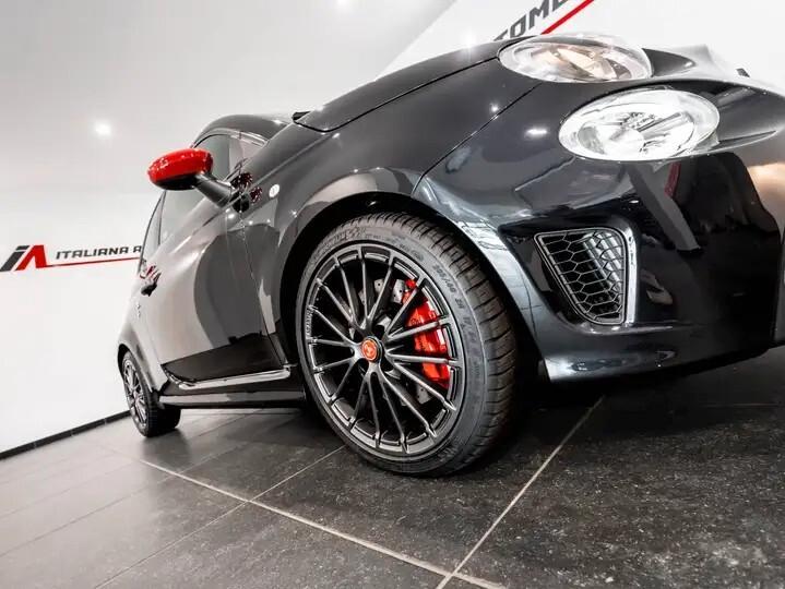 Abarth 695 1.4 Turbo T-Jet 180 CV Tributo 131 Rally