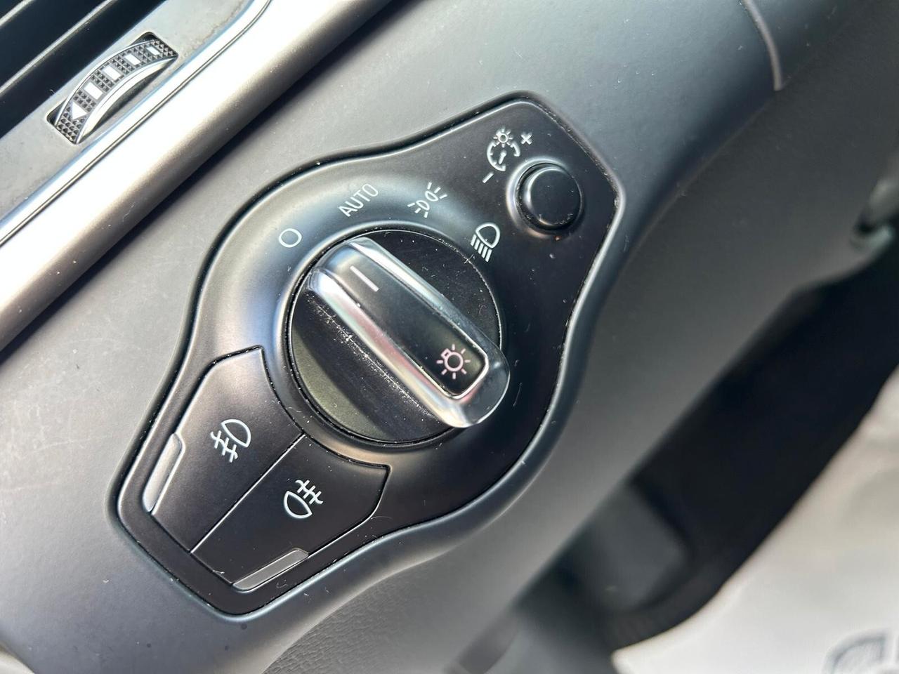 Audi A4 Avant 2.0 TDI 150 CV Ambiente