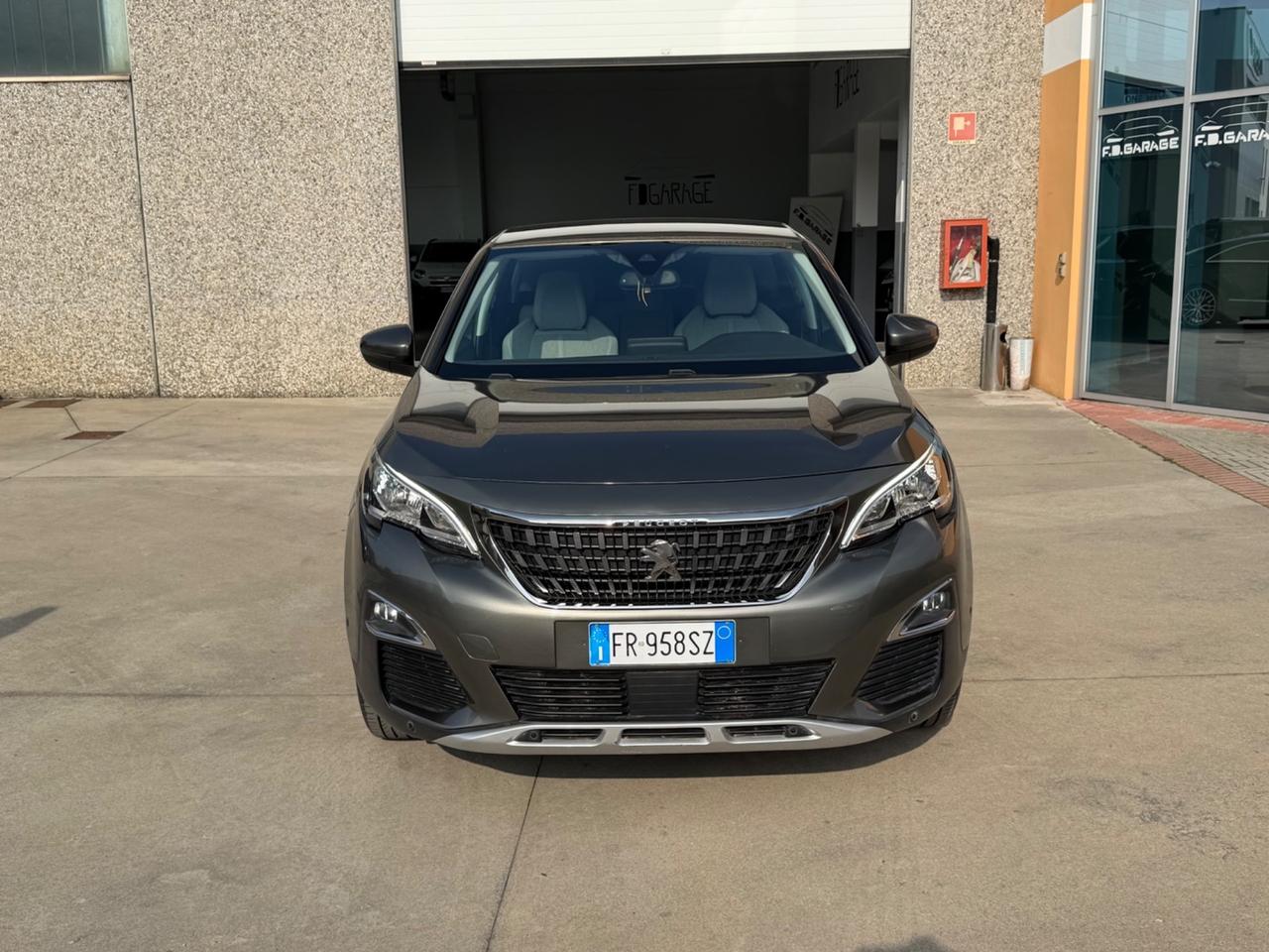 Peugeot 3008 BlueHDi 130 S&S EAT8 Allure