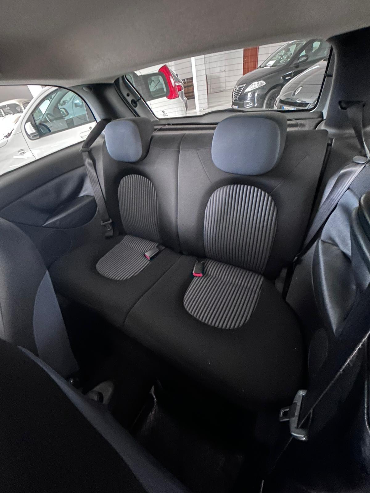 Lancia Ypsilon 1.2 Argento