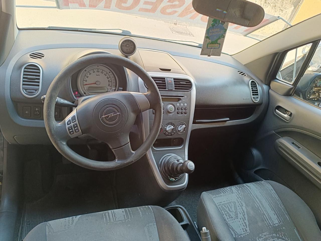 Opel Agila 1.2 16V 94CV Enjoy