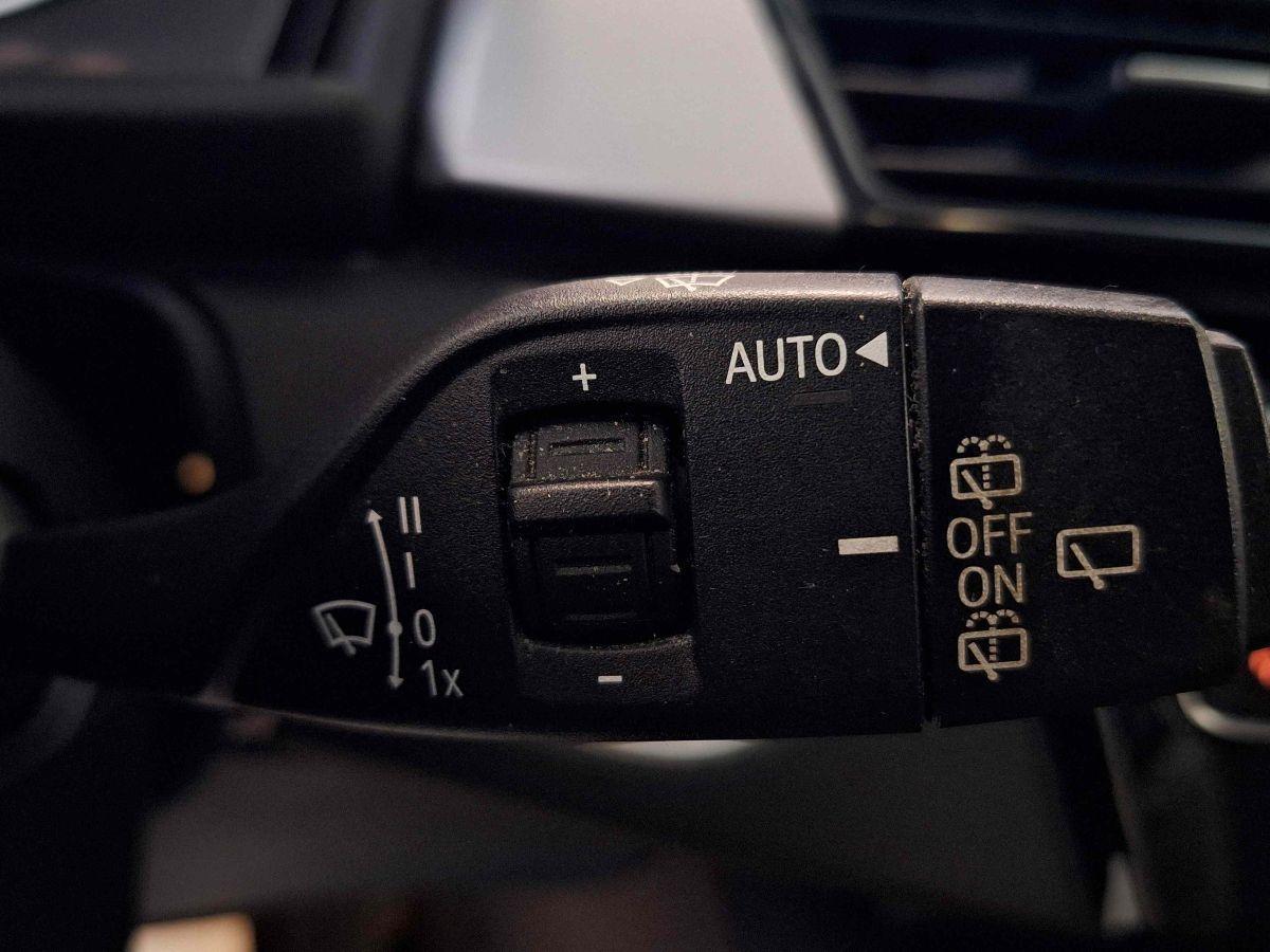 BMW 218d Active Tourer AUTOM - PELLE - VETRI SC - NAVIG - GARANZIA 24 MESI